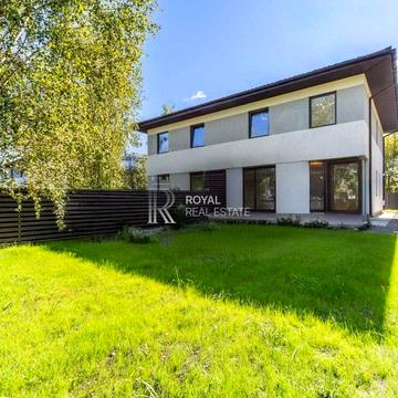 Путивльська вул., 3