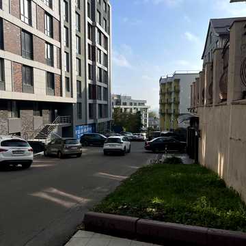 Лук'янівська вул., 22
