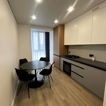 Подільська вул., 10/5 к1