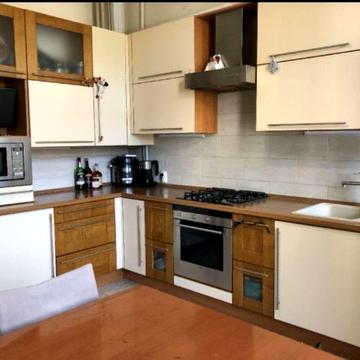 Здам 3-кімнатну квартиру, пл. Поезії, Харків