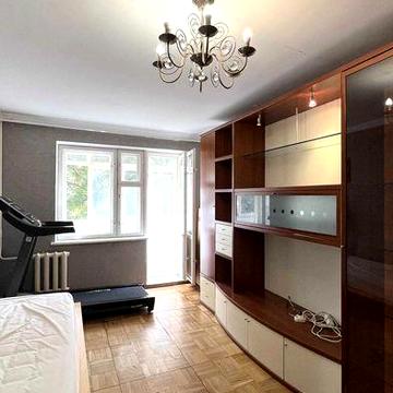 2к квартира с ремонтом возле Сити Центра! 3 этаж, газ, кирпич, 50к!