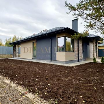 Бучанська, 28