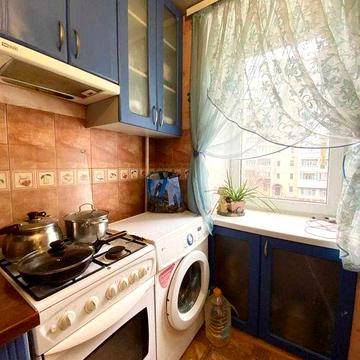 Продаж 1-кімнатної квартири вул. Холодногірська