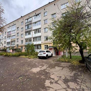 Здам в оренду 3-х кімнатну квартиру в районі червоного мосту