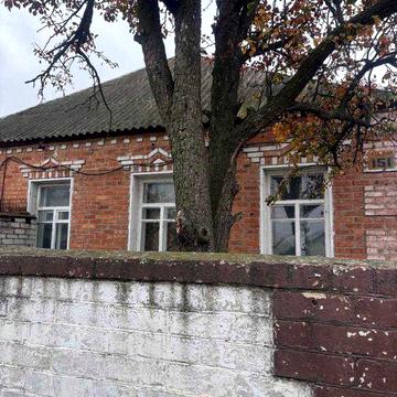 Дом с двумя участками