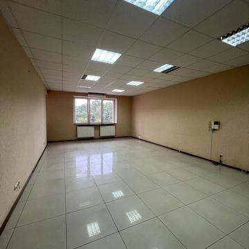 Оболонська набережна вул., 3