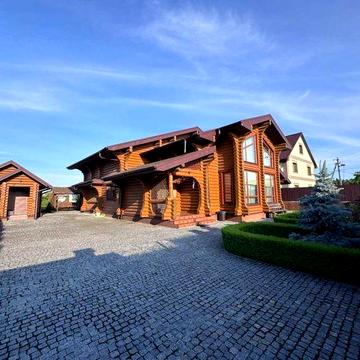 № 13711 - Продаж унікальний будинок, с.Зарічани, початок села!