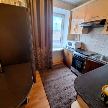 Карпатська вул., 16