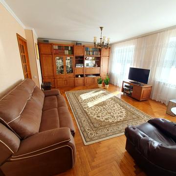 Заболотного вул., 11