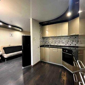 Сдам 3х квартиру Тополь 1, Ремонт,  (2 комн. можно со своей мебелью)