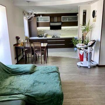 Продаж чотирикімнатної квартири в Новобудові