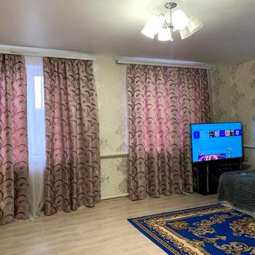 Комфортний будинок у с. Дачне