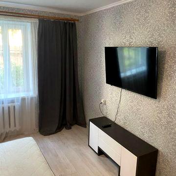 Продаж 2 кімн.кв вул. Реміснича 31 центр, є відновлення