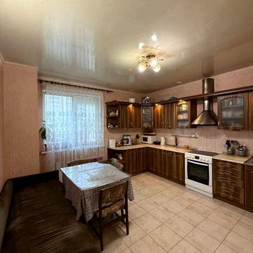 Солом’янка Продаж 4к квартири Воробьева (Курская) 13е