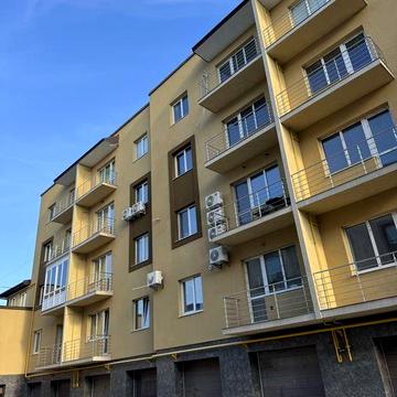 Продається  двох кімнатна новобудова р-н. Кварцу