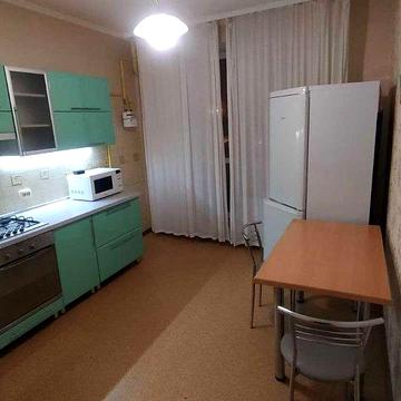 Сдам в аренду 2-х к. квартиру Героев Харькова 131Б. Защитников Украины