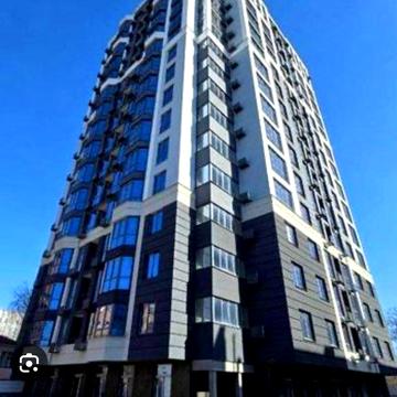 Продам 3-х кімнатну  квартиру, 12-й поверх, новий будинок,  ЦУМ ЖК Киевский