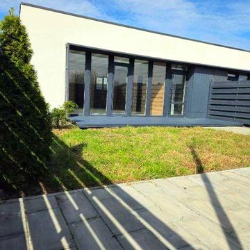 Новий будинок (таунхаус) з ремонтом Сажевка Старые кодаки