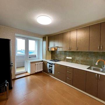 Бортничі квартира ГАЗ з двома окремими кімнатами, після ремонту