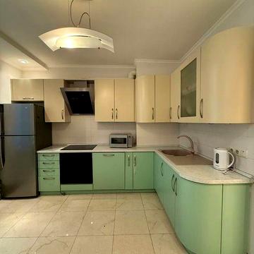 Якісний ремонт! 3-кімнатна квартира вул. Данькевича Костянтина 8