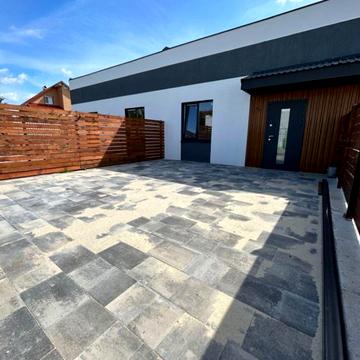 Свято-Покровська вул. (Леніна)