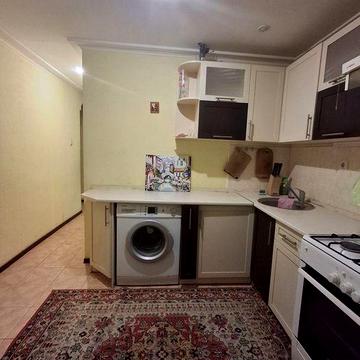 2 кімн. квартира на Космосі
