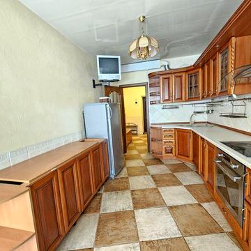 Здам 2к Ломоносова 56, Голосіївський р-н