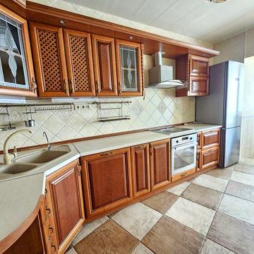 Здам 2к Ломоносова 56, Голосіївський р-н