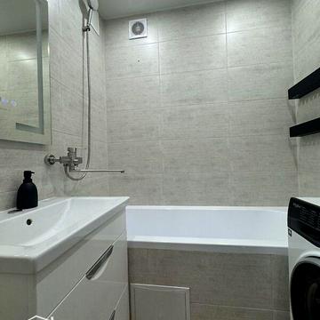 Продаж 2к Квартира Коновальця Євгена вулиця