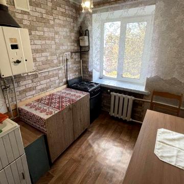 Здам 1-кімнатну квартиру біля центру на довготривалий термін!
