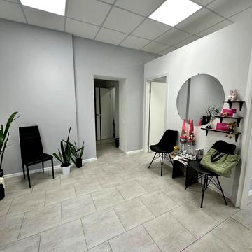 Лісова вул., 6