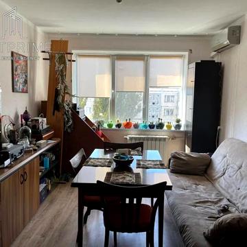 Жмеринська вул., 22