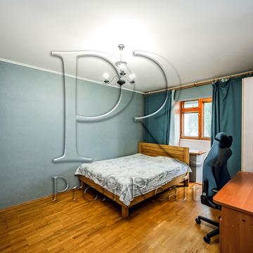 Ревуцького вул., 42-Б