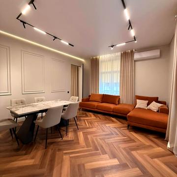 Олександра Довженка вул., 6