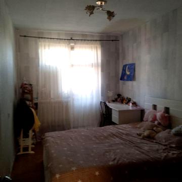 Сімї Глодан вул., 6