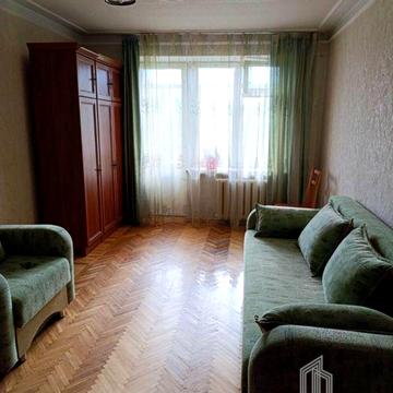 Академіка Доброхотова вул., 20/19