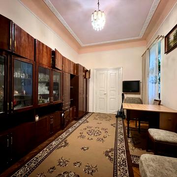 Ольги Кобилянської вул., 12