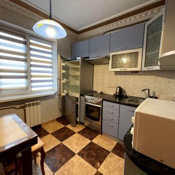 Петра Григоренка просп., 27