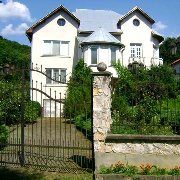 Приватне Домогосподарство