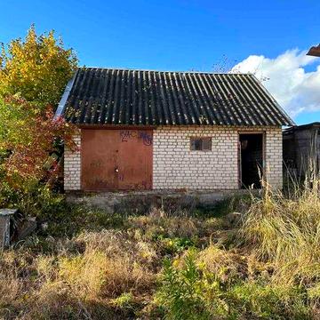 Продаж будинку під реконструкцію  біля Львова від власника .