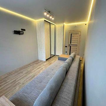 Продаж 2кім.квартири новобудова вул.Героів Крут