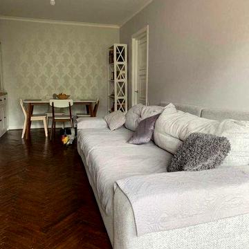 Продам чудову квартиру з ремонтом та меблями ! ІД 41114