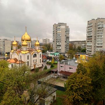 Золочівська вул., 22
