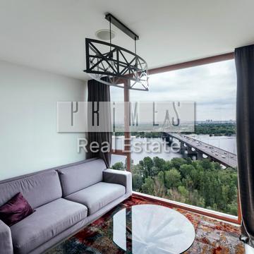 Володимира Івасюка просп. (Героїв Сталінграду), 2-Д