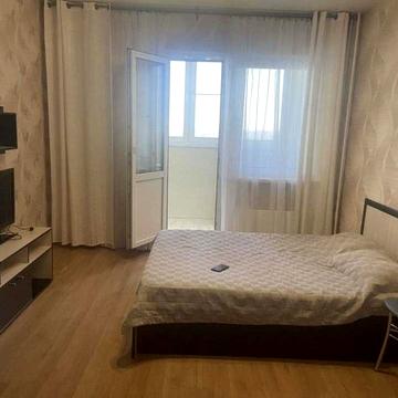 Зарічанська вул., 32/1