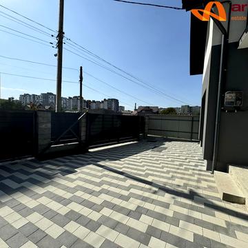 Степана Бандери вул.