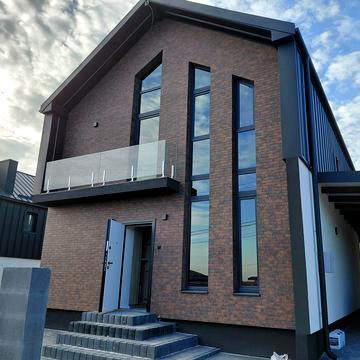 Західна, 42б