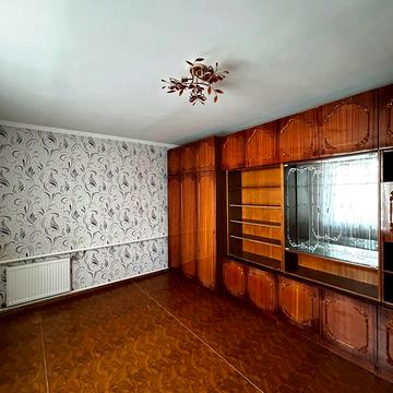 Василя Вишиваного вул., 13/2