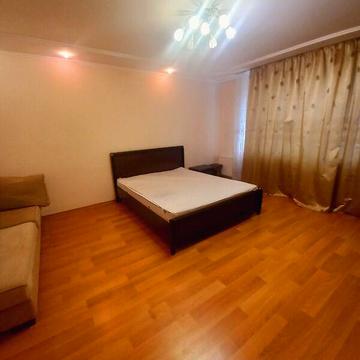 Довгострокова оренда 1к Квартира Захисників неба (Тімірязєва) вулиця