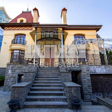 Болсуновська вул. (Сергія Струтинського)